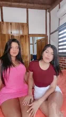 Alejandra Quiroz!!! Sexy with her friends – New video update