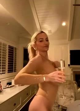 Lindsey Pelas!!! Nude shower on bathroom – New video update