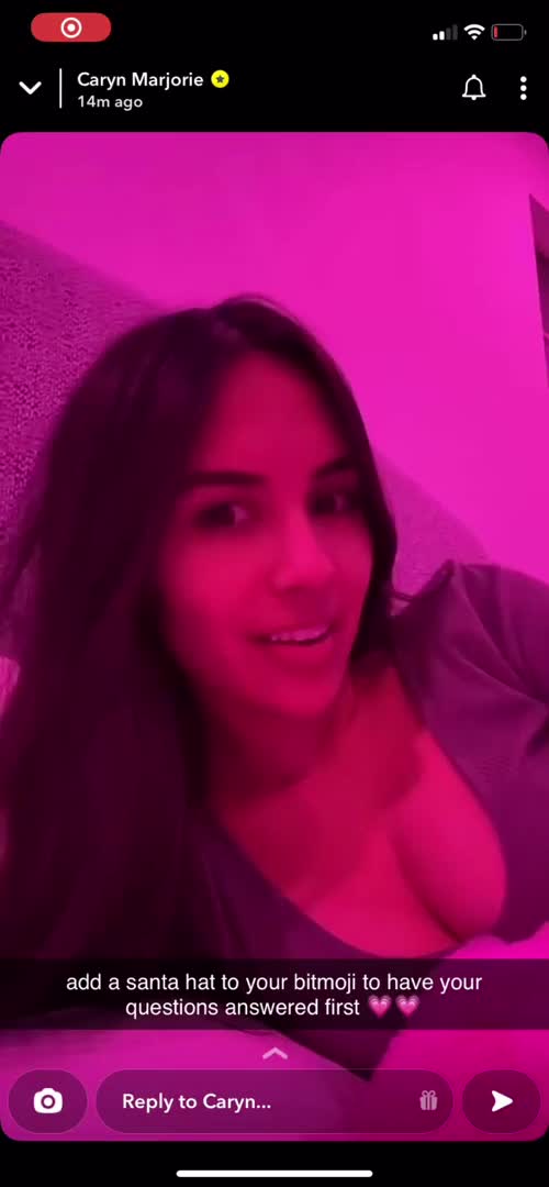 Caryn Marjoriee!! Sexy in bed