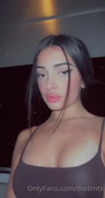 Melimtx!! Sexy on bedroom