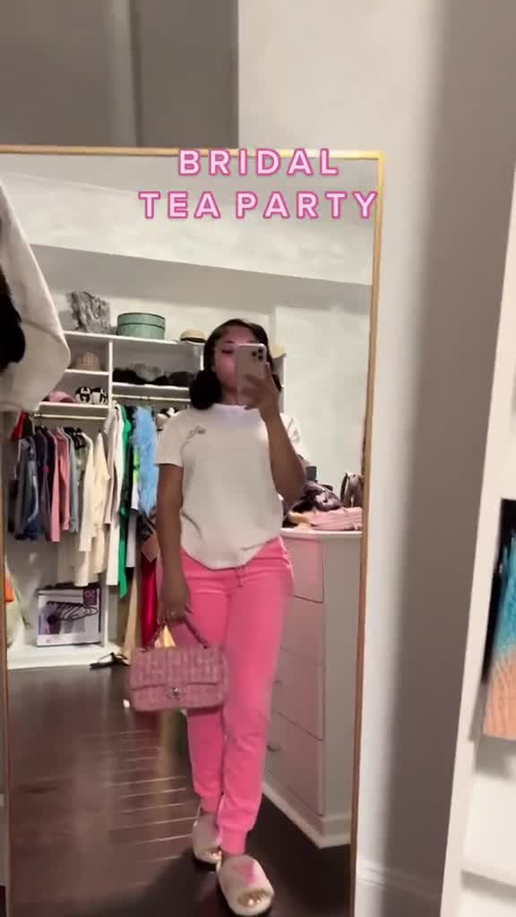 India Royale – My cousin is getting married!!! Her tea party bridal shower was so pretty and lit
