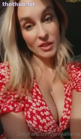 Allie Rae masturbation in car…