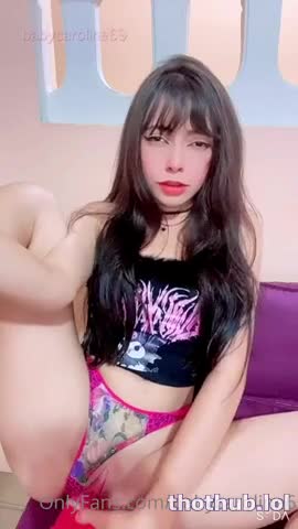 Baby Caroline play pussy…