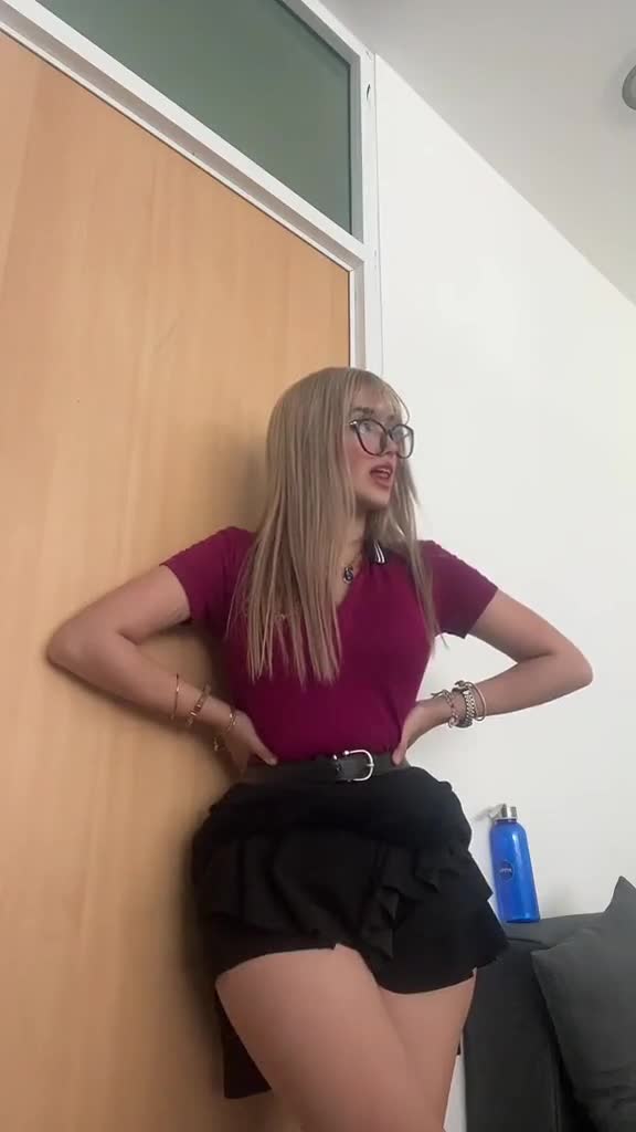 Cielov Torres hot sexy babe dance…