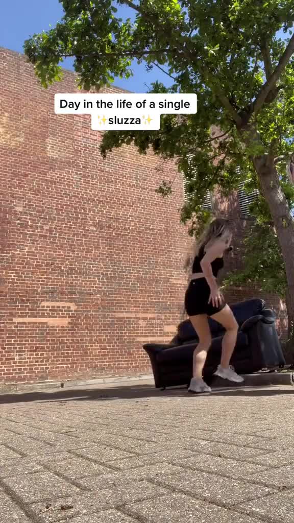 Kalisluzza – Day in the life of single sluzza…