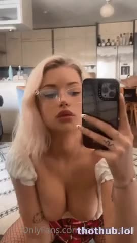 Lottie Moss naked big boobs tease…