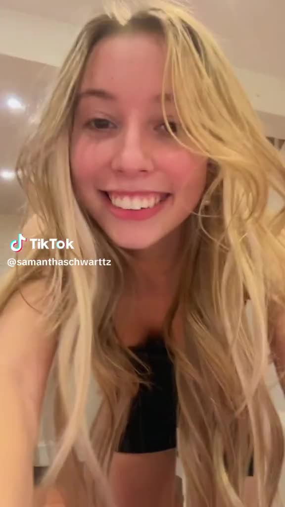 Samantha Schwartz!! Hot tiktok girl sexy dance…