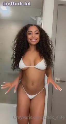 Qimmah Russo nude shower…