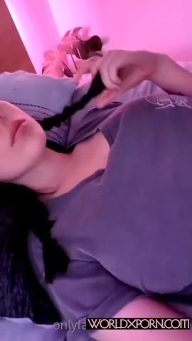 HeyimBee nude big boob on bed!!! So hot
