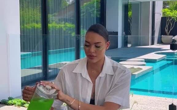 Liz Cambage new sexy video!!