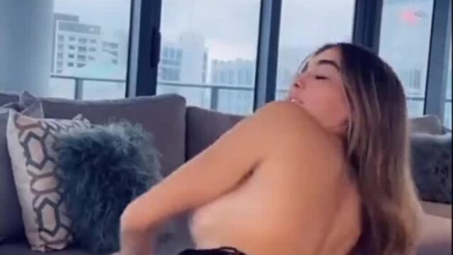 Lyna Perez!! Nude show with erotic body