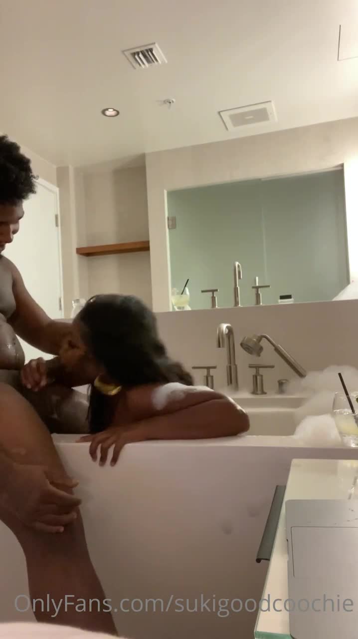sukihana/sukigoodcoochie new sex.tape!!! Blowjob with her BF so hot