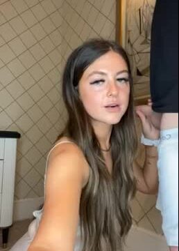 taraswrld blowjob with her BF!!! Hot Video Sextape Onlyfans Leak