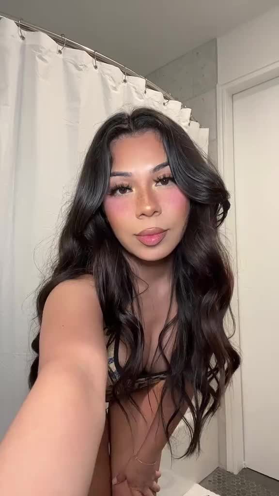 Actually Angel – Nude show in bedroom!!! New Onlyfans video leaked