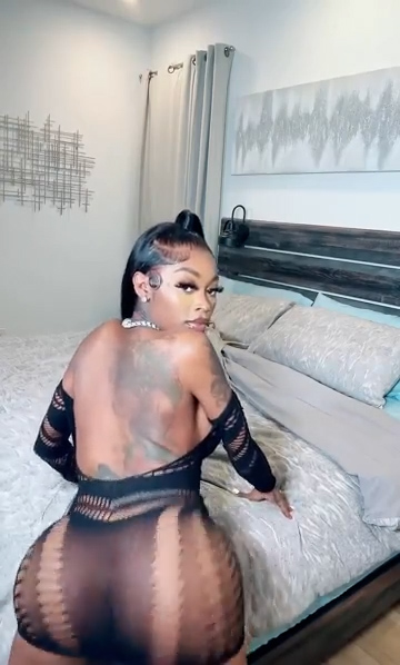 Asiandoll showing off her twerking skills!!! New Onlyfans video leaked