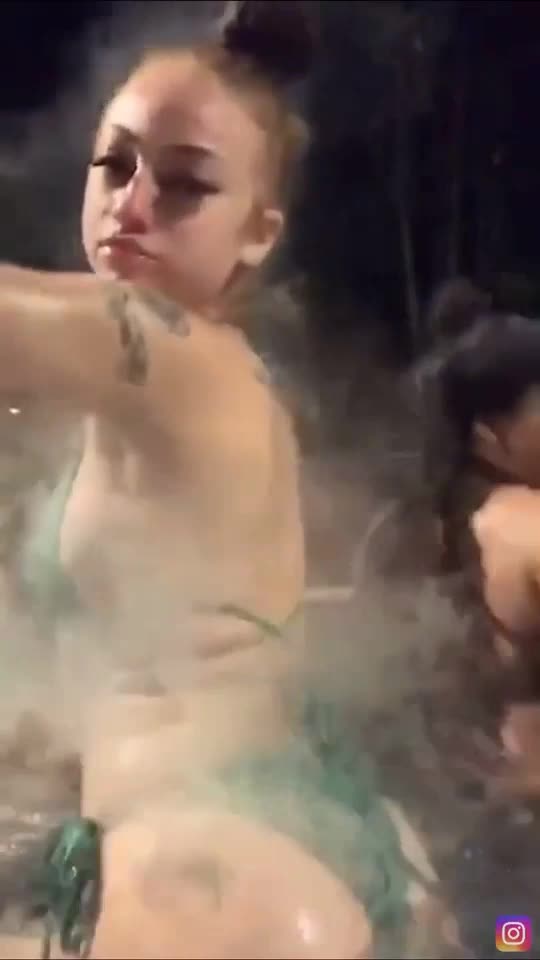 Danielle Bregoli/Bhad Bhabie sexy show erotic body with her friend!!! So hot