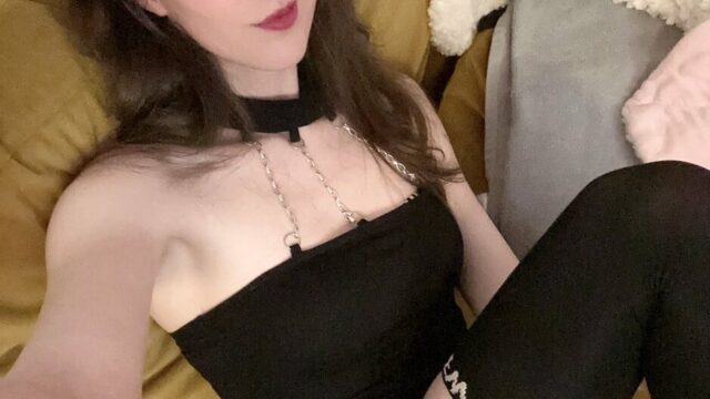F1nn5ter – Nude show in bedroom!!! New Onlyfans video leaked