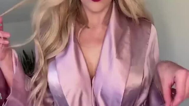 Zara Rose – Sexy with erotic body!!! Viral video