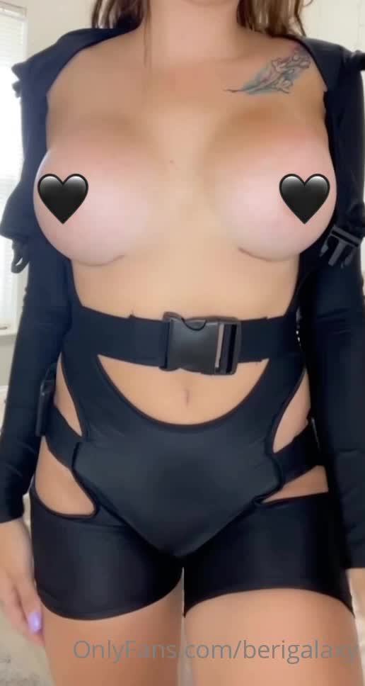 Berigalaxy nude show big boobs in bedroom!!! Best video from Onlyfans leaked
