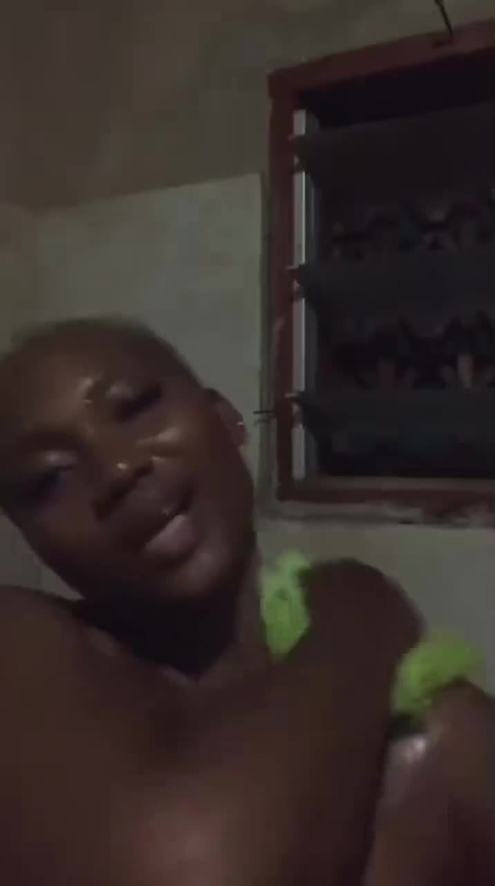 Abena Korkor naked erotic body in bath so hot!!! Viral video leak