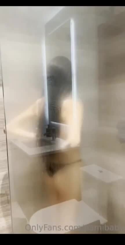 Pamibaby – Nude shower in bath!!! Hot Onlyfans video leaked