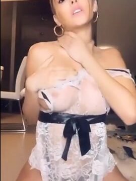 Lyna Perez Leaked -Naked Teasing Big Boobs !!