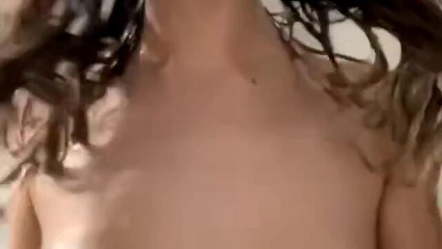 Megnutt02 Naked Hair Washing Onlyfans Video Leaked