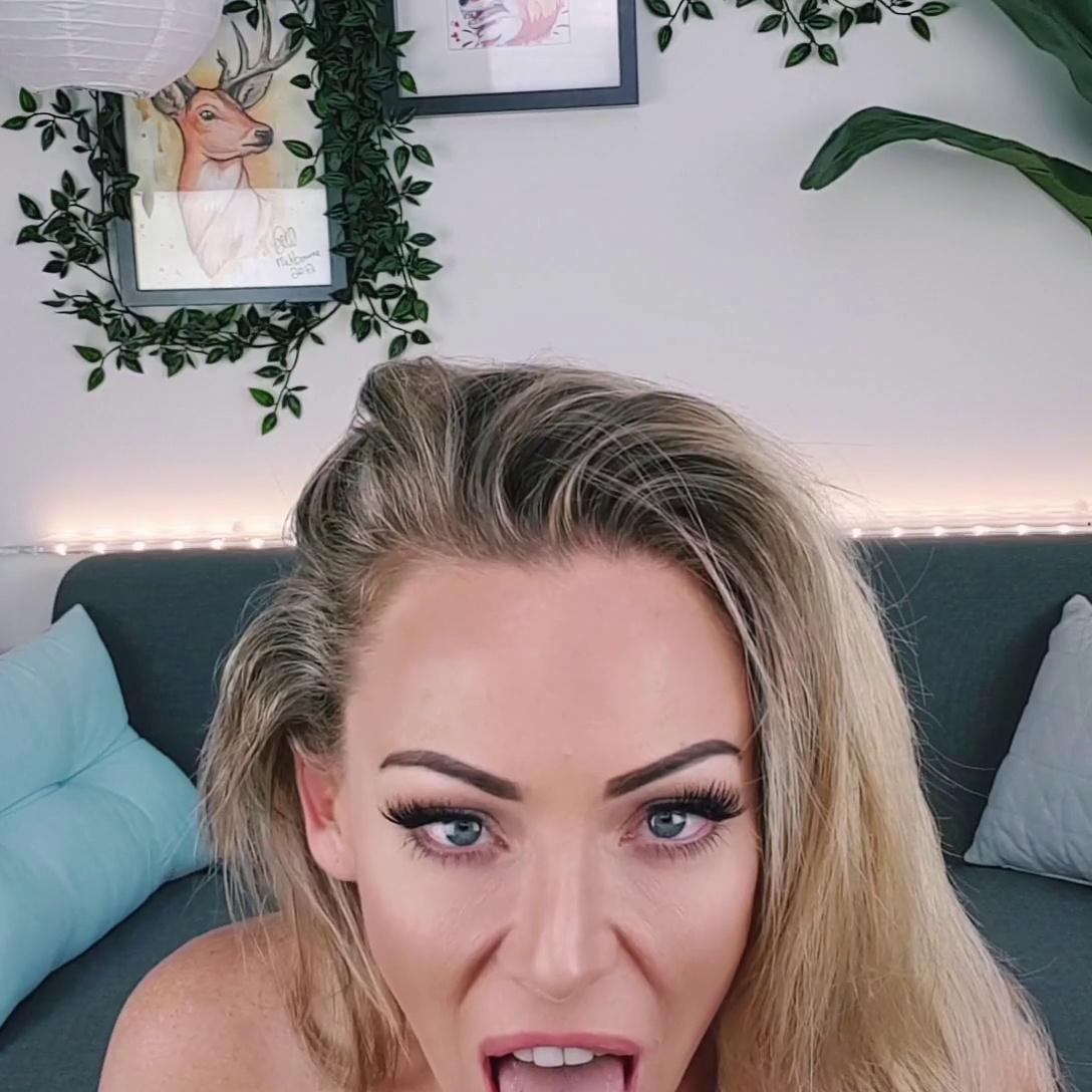 Isabella Deltore Nude Dildo Riding Video