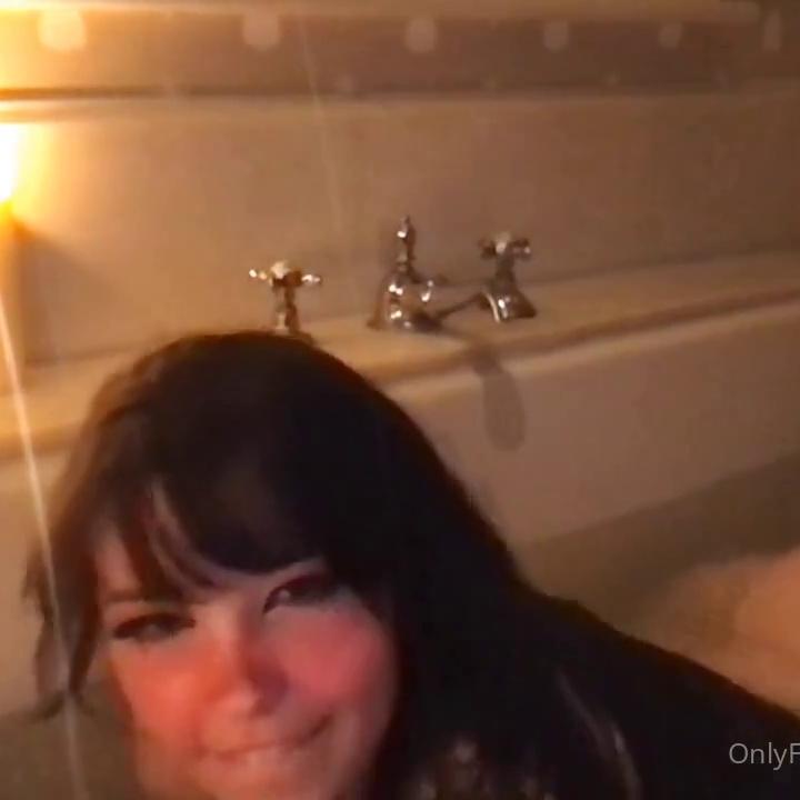 Belle Delphine Full Nude Intimate Bath Video Leaked