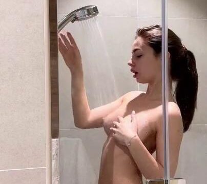 Irina Sivalnaya Nude Shower Dildo Play Video Leaked