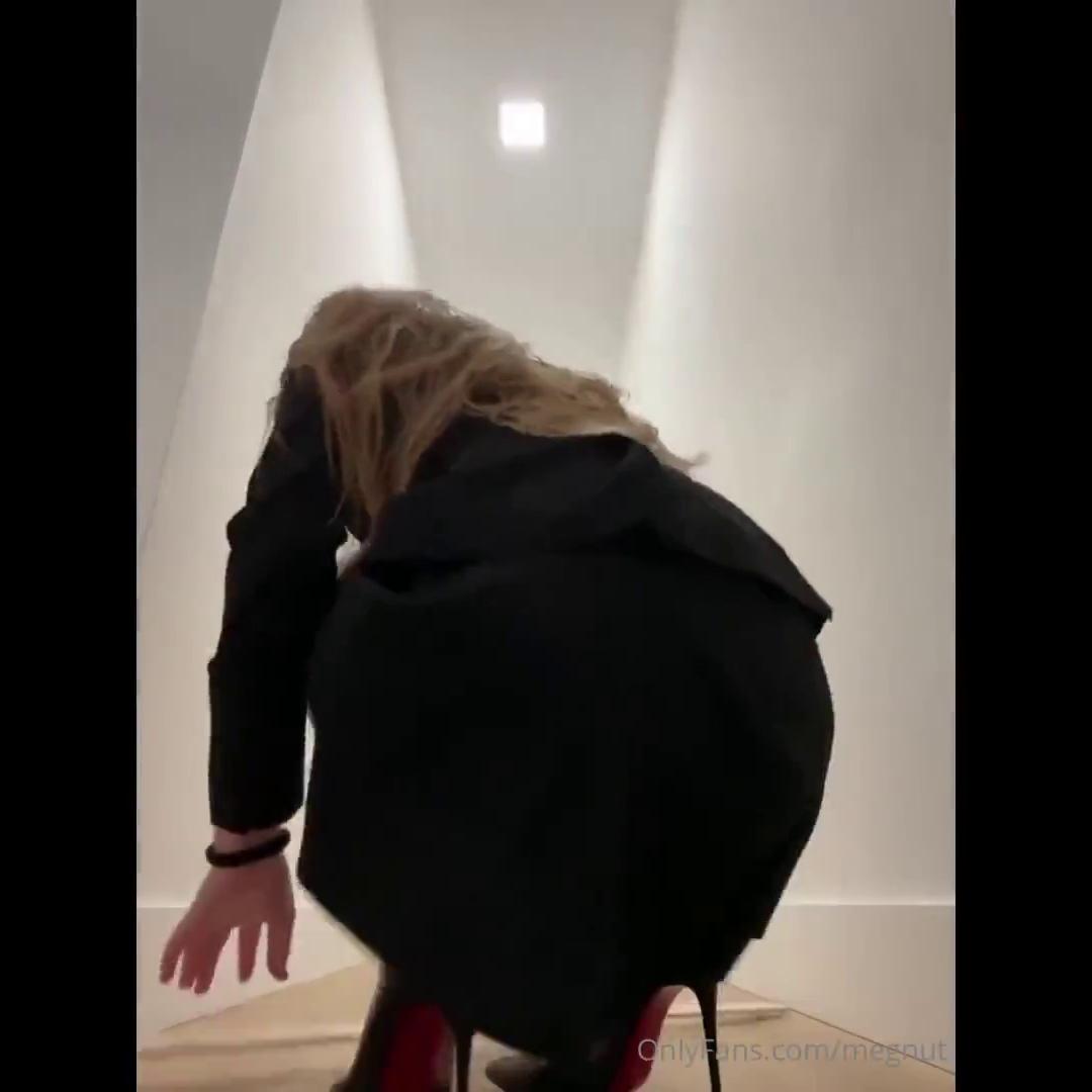 Megnutt02 Sexy Teacher POV OnlyFans Video Leaked