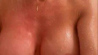 Angelique ASMR Nude Shower OnlyFans Video Leaked