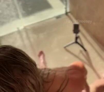 Taylor Breesey First Shower Sex Onlyfans Video Leaked